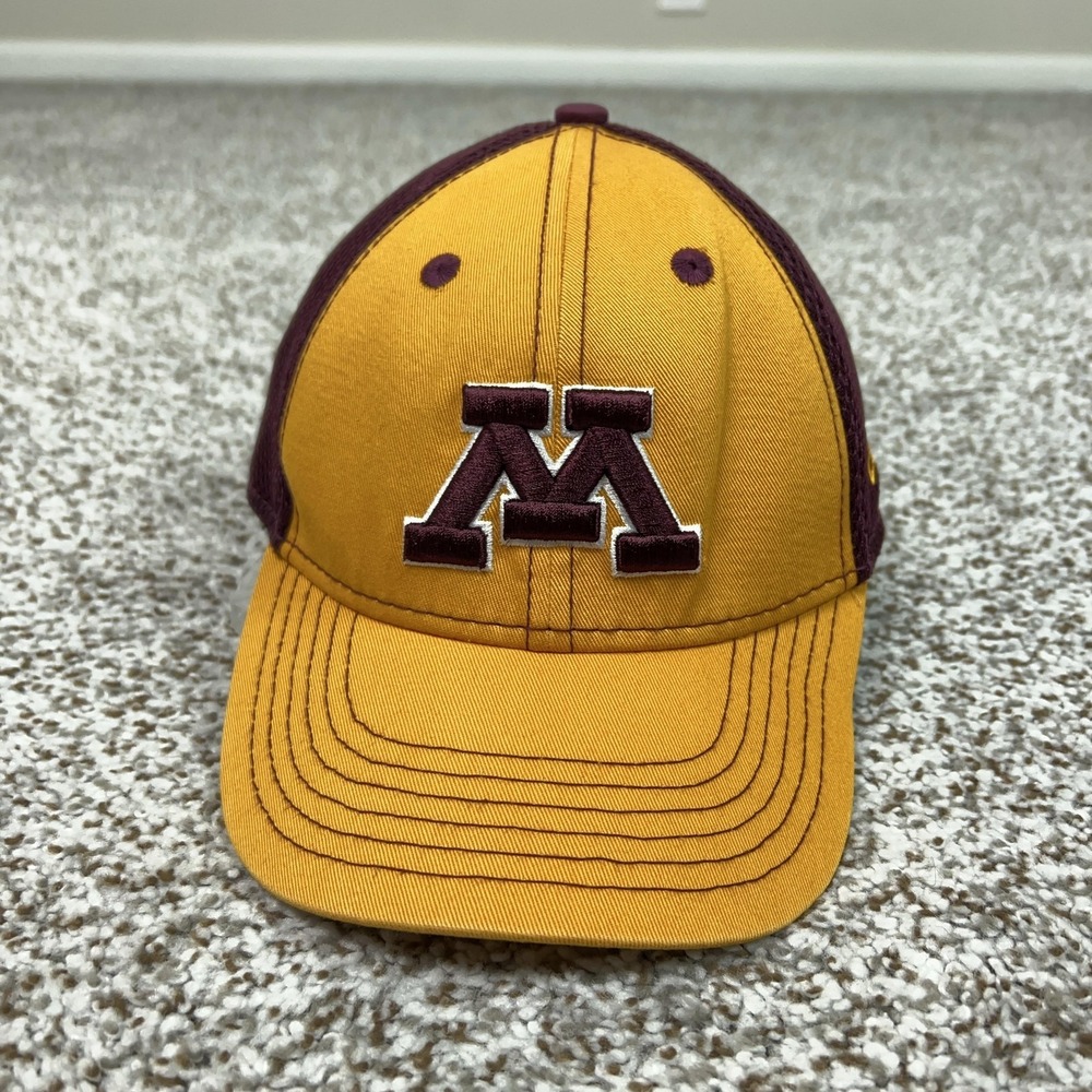 Minnesota Golden Gophers Hat Cap Flex Boys One Size Gold NCAA Football New Era